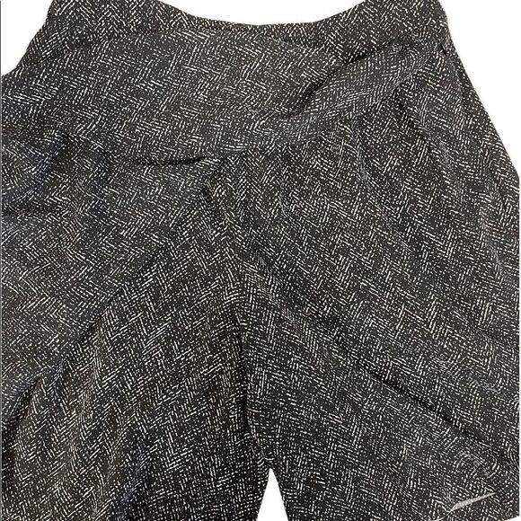 Anthropologie Corey Lynn Calter Town Skort - Picture 13 of 13